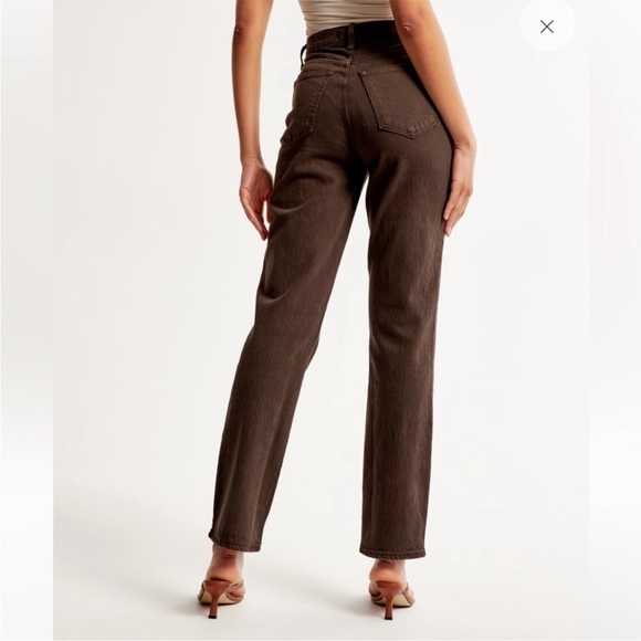 ABERCROMBIE & FITCH | Ultra High Rise 90s Straight Jean Dark Brown | 36, US 22 - Picture 5 of 9